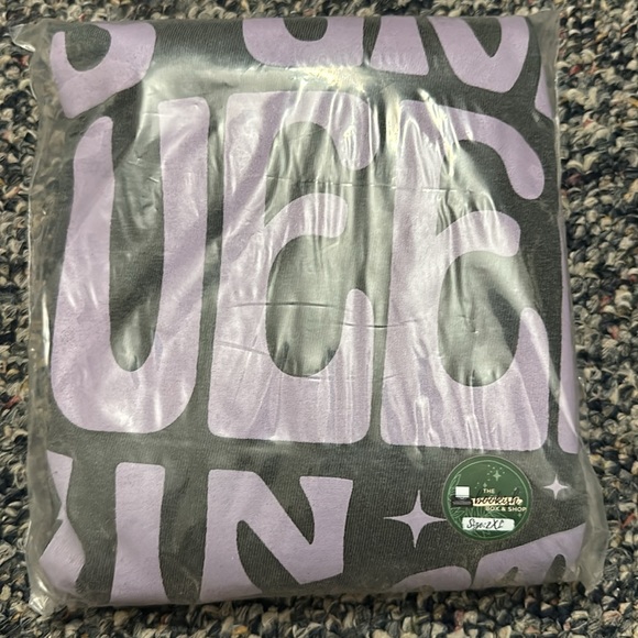 NWT “It’s Giving Queer Main Character Energy” T-Shirt - Picture 5 of 6